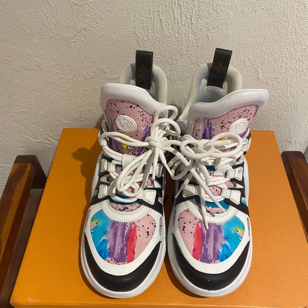 🎉SOLD🎉Louis Vuitton Archlight sneakers 39 - Picture 1 of 12